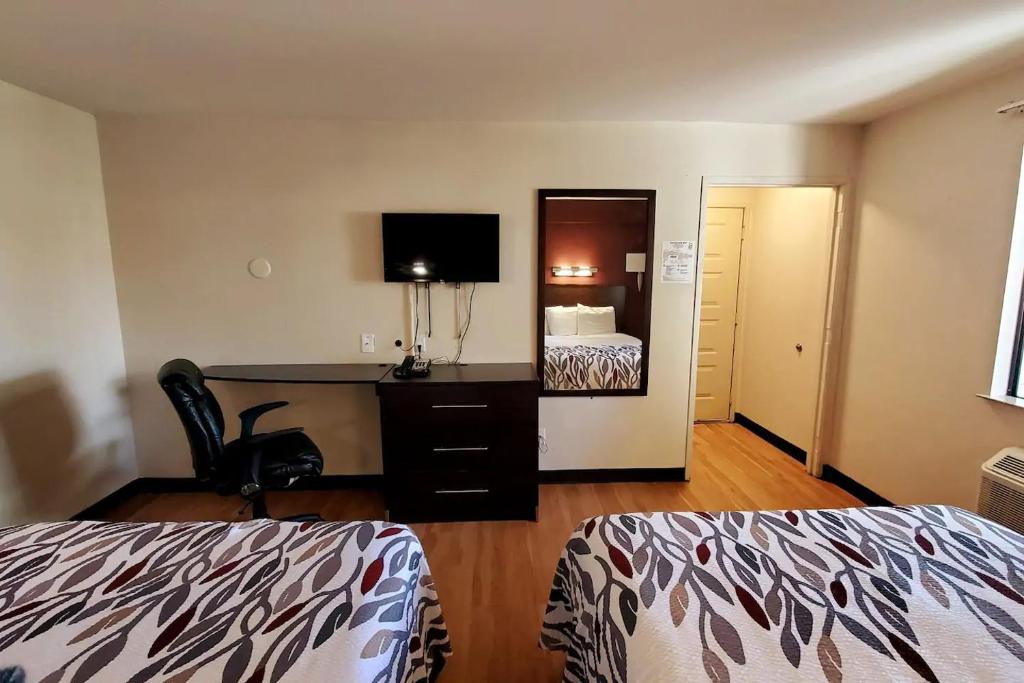 California Inn and Suites, Rancho Cordova - 
