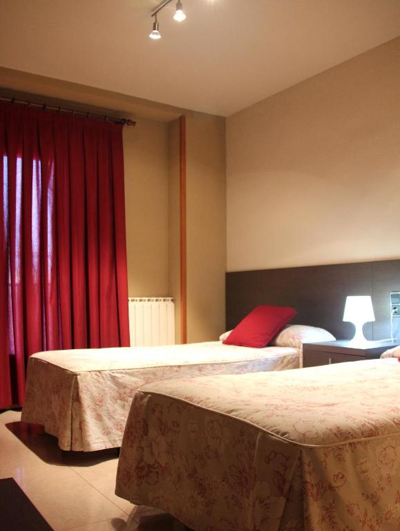 Hostal Cafeteteria Goya, Barbastro – Updated 2023 Prices