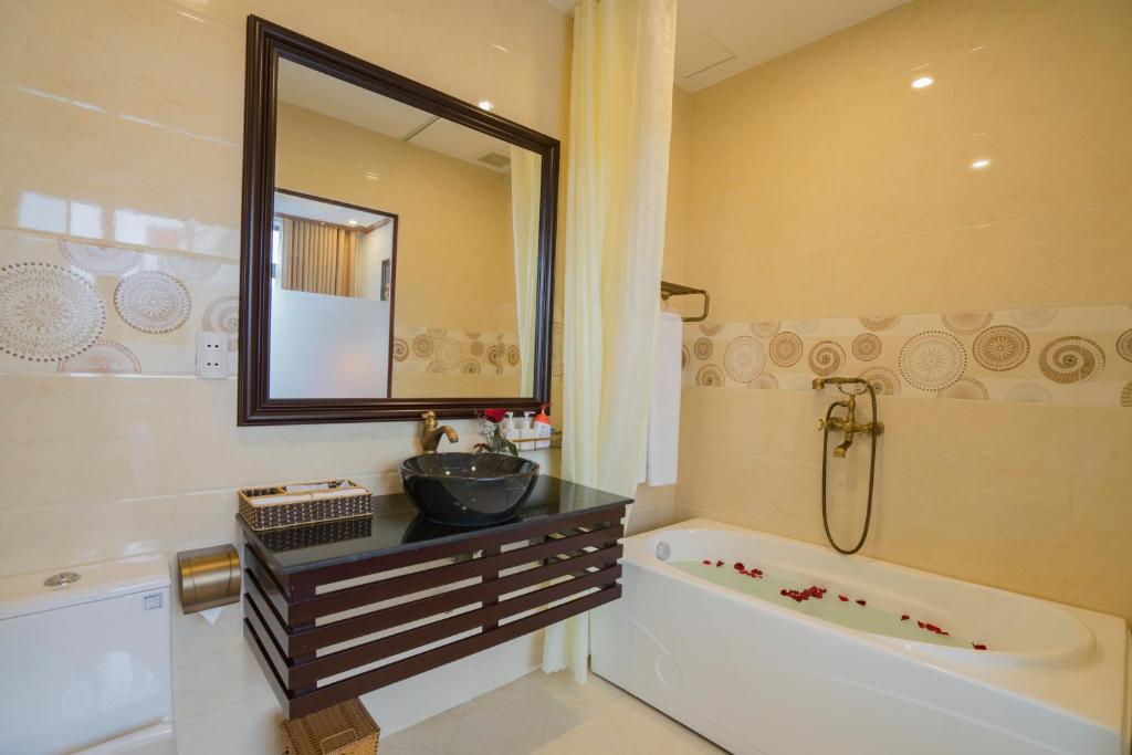Koupelna v ubytování Hoi An Discovery Villa
