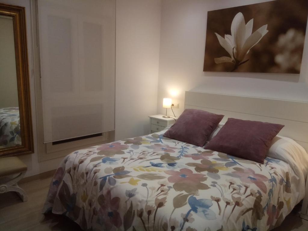 Postel nebo postele na pokoji v ubytování Esplendido APARTAMENTO, CARIHUELA EDIFICIO EL REMO, PRIMERA LÍNEA