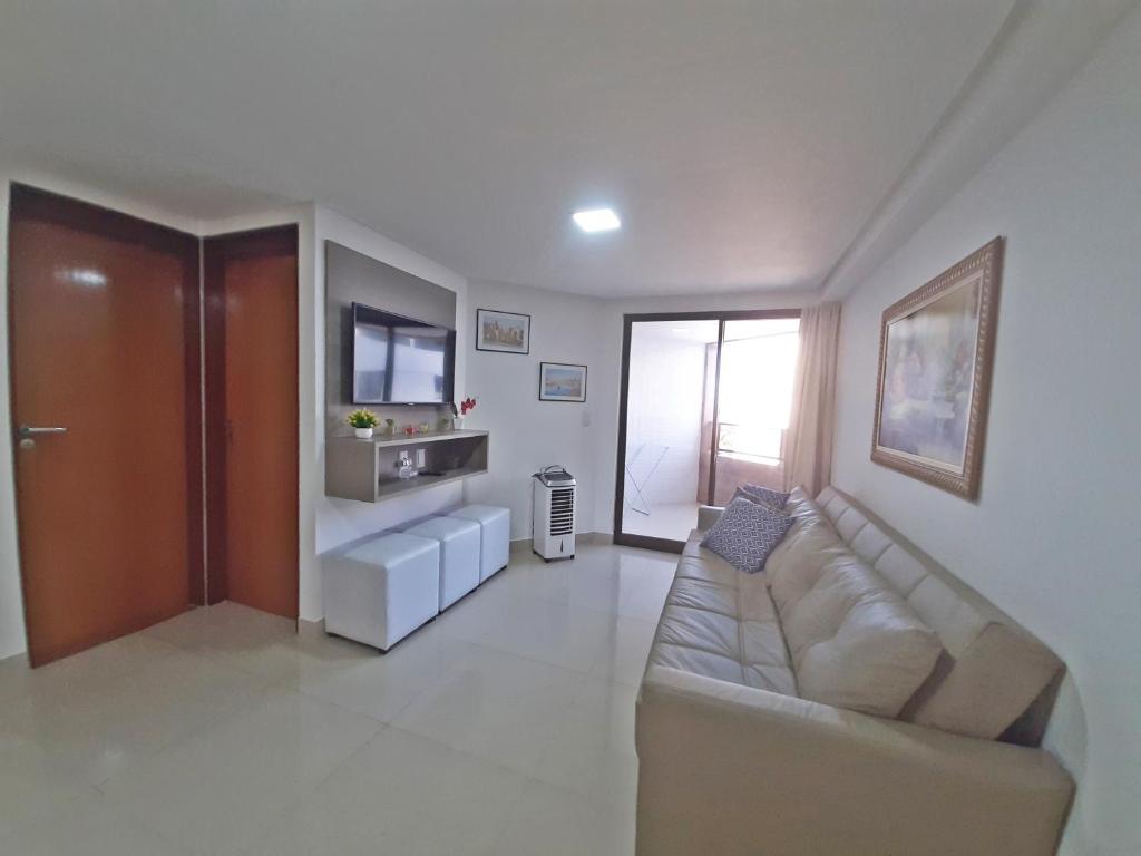  GoldFlat