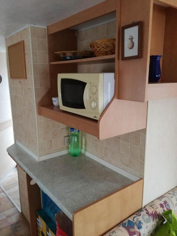 Kuchyň nebo kuchyňský kout v ubytování Mobilheim 16 a 17 - Výrovická přehrada Výr