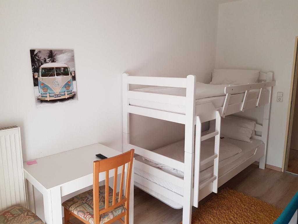 Postel nebo postele na pokoji v ubytování Pension Hofer