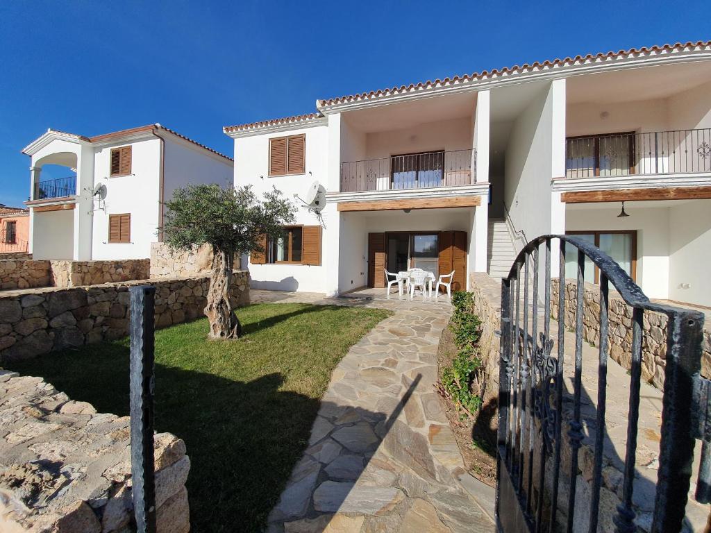 Το κτήριο όπου στεγάζεται  η παραθεριστική κατοικία