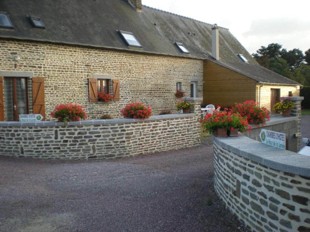 Foto de la galería de Chambres d'hôtes le haut de la lande en Crollon