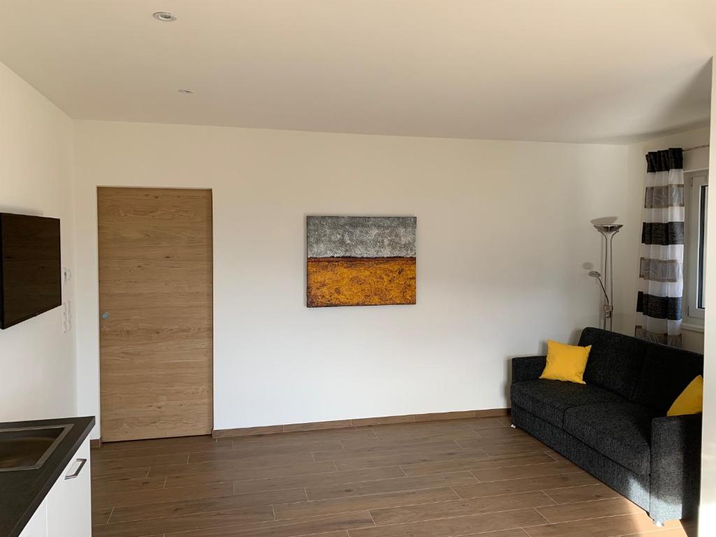 Apartments ANNY - Appartement Avec Balcon