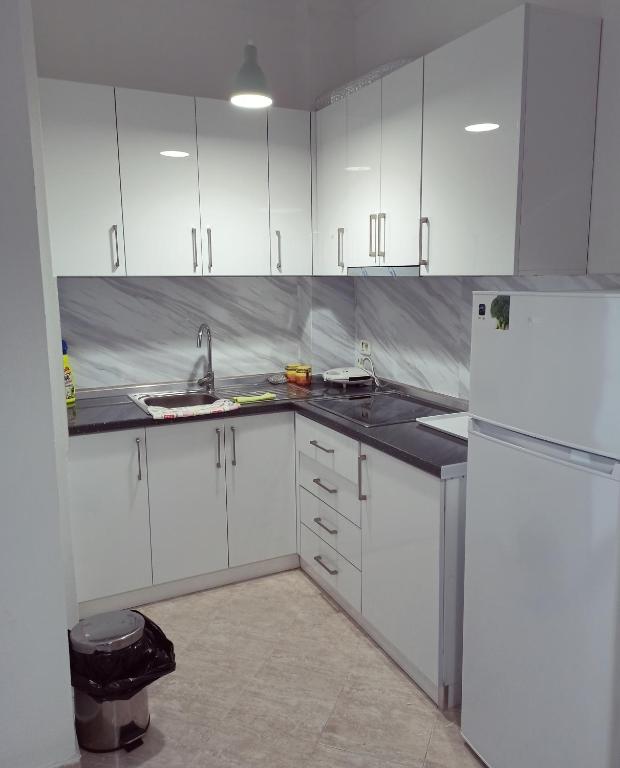 Lovely Apartment 2 - Image 12