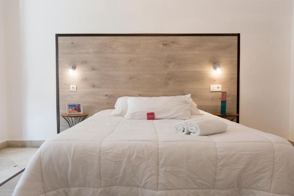 Gala Placida 1923 - Resim 4