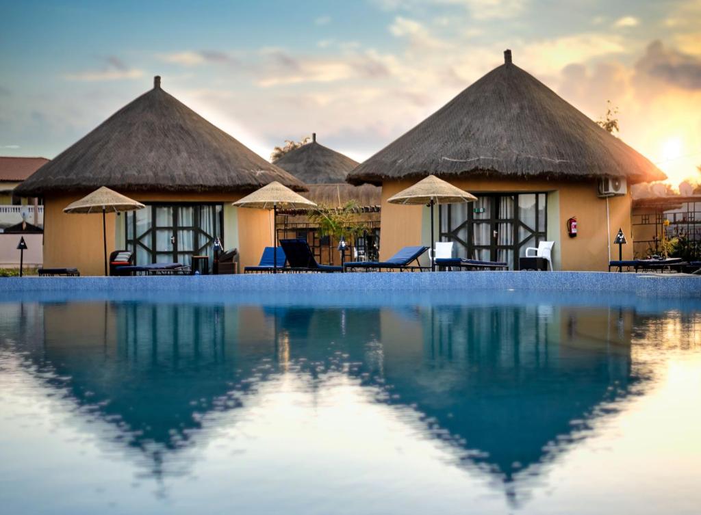 Bamboo Village Resort 7