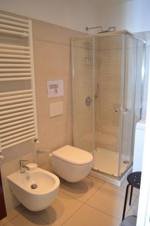 A bathroom at White Dream Spotorno