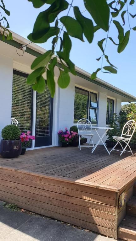 Zahrada ubytování Dragonflycottagebnb