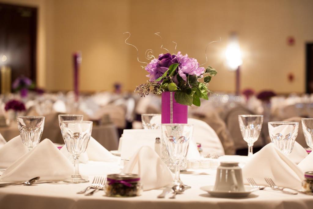 Crowne Plaza Hotel Hickory by IHG photo