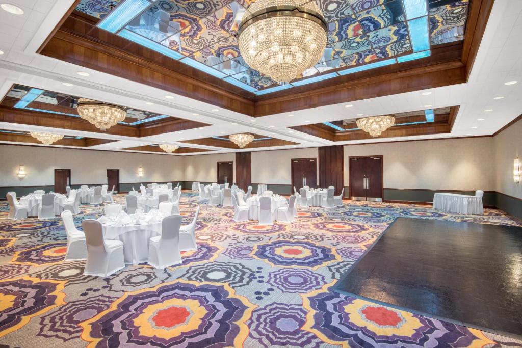 Crowne Plaza Hotel Hickory by IHG photo