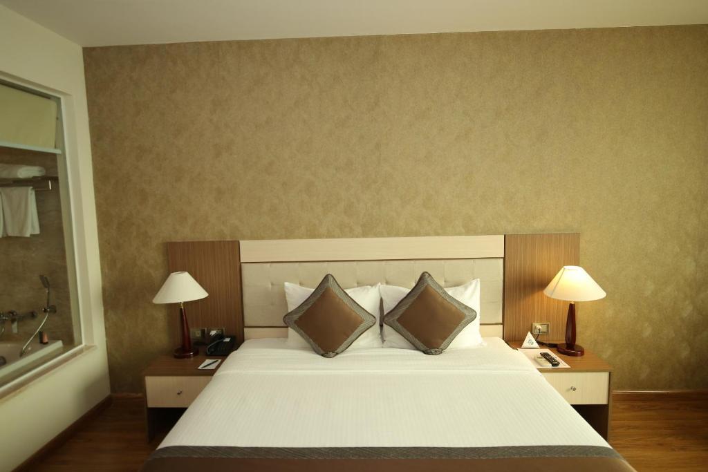 Muong Thanh Grand Thanh Hoa Hotel - Deluxe Kamer Met Kingsize Bed