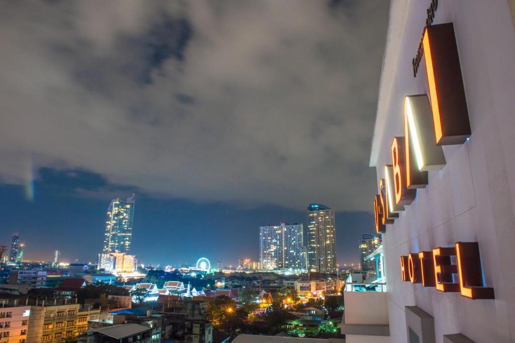 Nespecifikovaný výhled na destinaci Bangkok nebo výhled na město při pohledu z hotelu