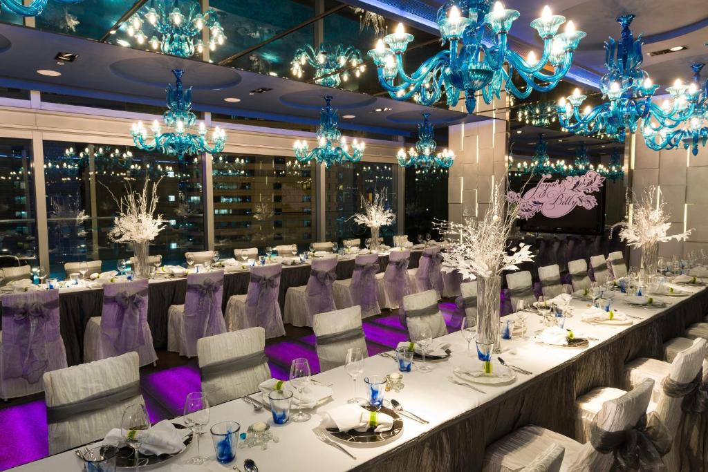 Restaurace v ubytování Crowne Plaza Hong Kong Causeway Bay by IHG