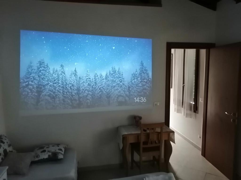 TV a/nebo společenská místnost v ubytování Borgo Foce La Spezia