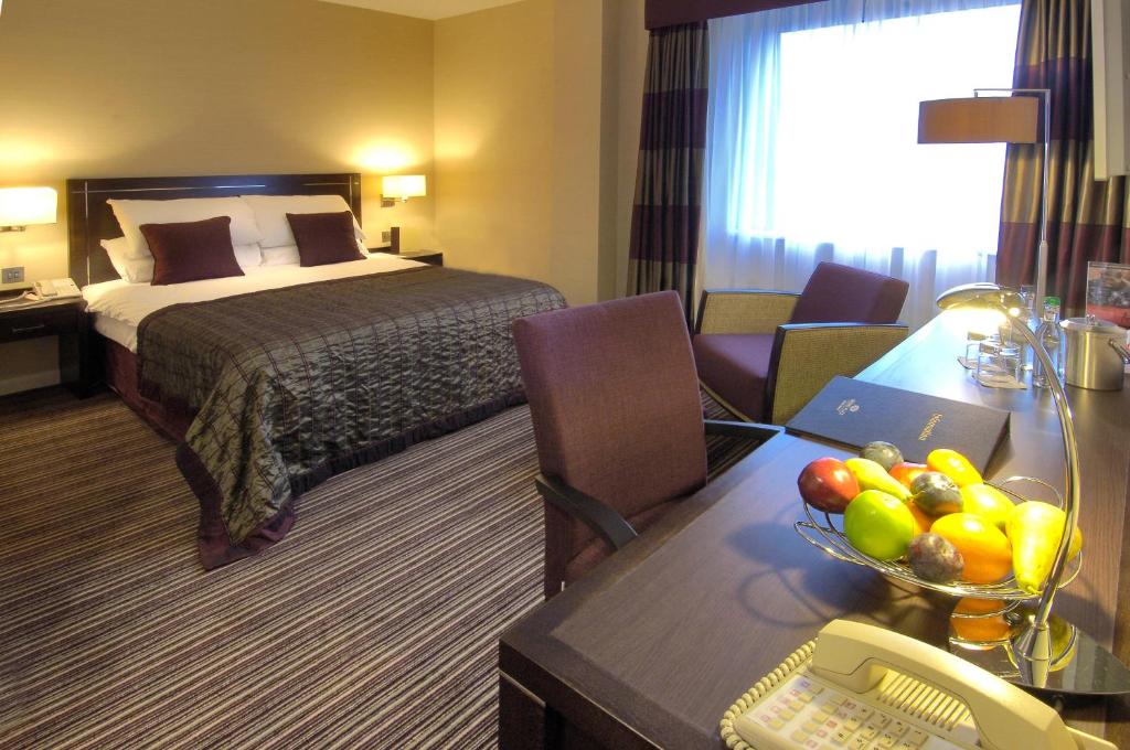 Crowne Plaza London - Gatwick Airport, an IHG Hotel, Crawley – Updated 2024  Prices