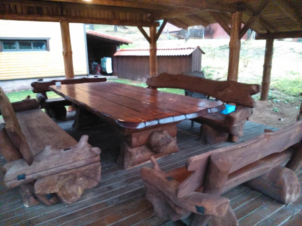 Fotografie z fotogalerie ubytování Käbi Holiday Homes v destinaci Ainja