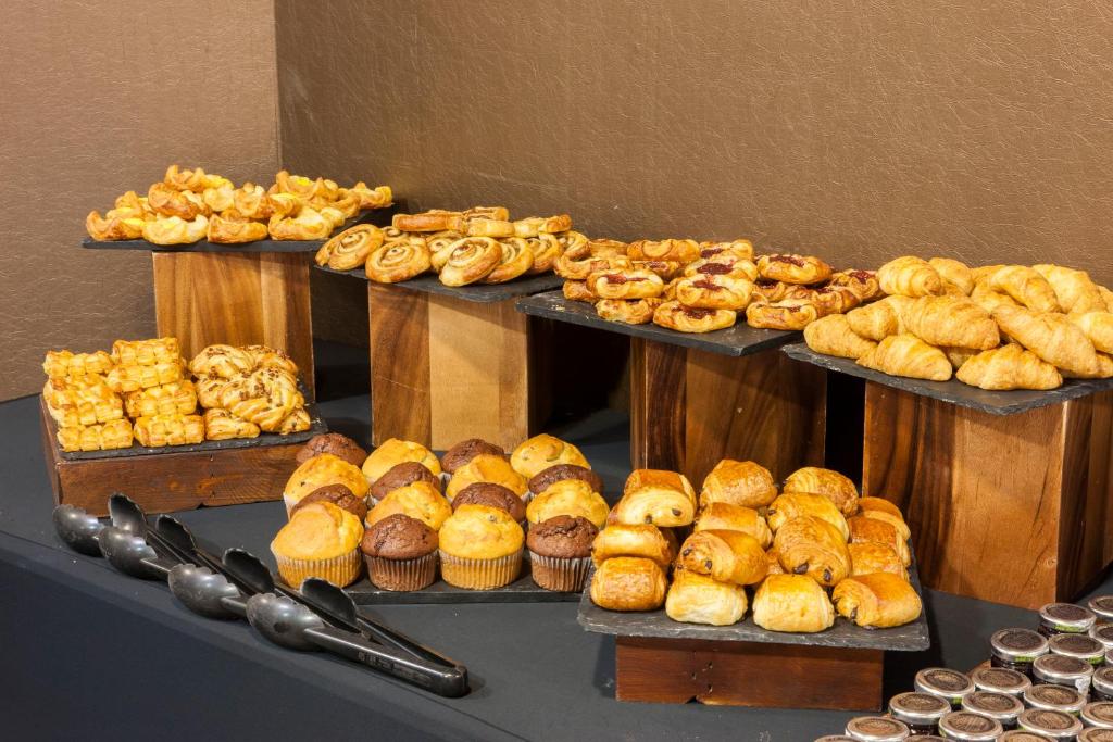 Crowne Plaza Liverpool - John Lennon Airport by IHG