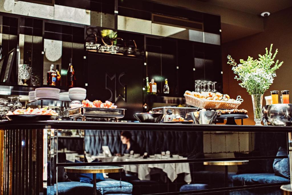 Monsieur Cadet Hotel & Spa - Resim 8