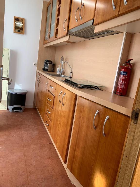 Kuchyň nebo kuchyňský kout v ubytování Apartamento en primera línea de mar, 8 personas