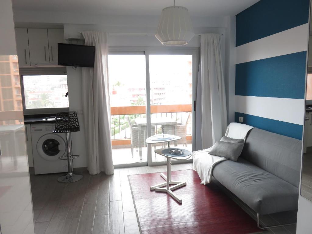Posedenie v ubytovaní Céntrico Loft en el Puerto de la Cruz con Wifi y cerca de la playa