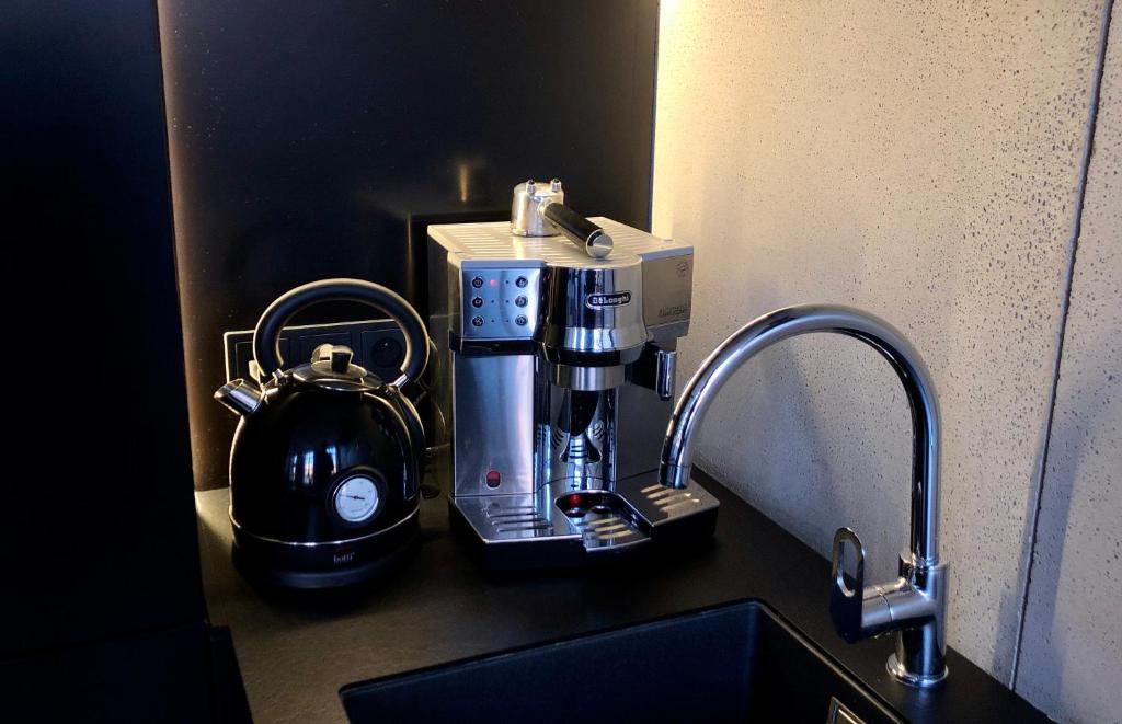 Neon Loft Apartament Bukowskiego - 18