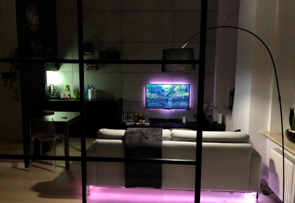 Neon Loft Apartament Bukowskiego - 17