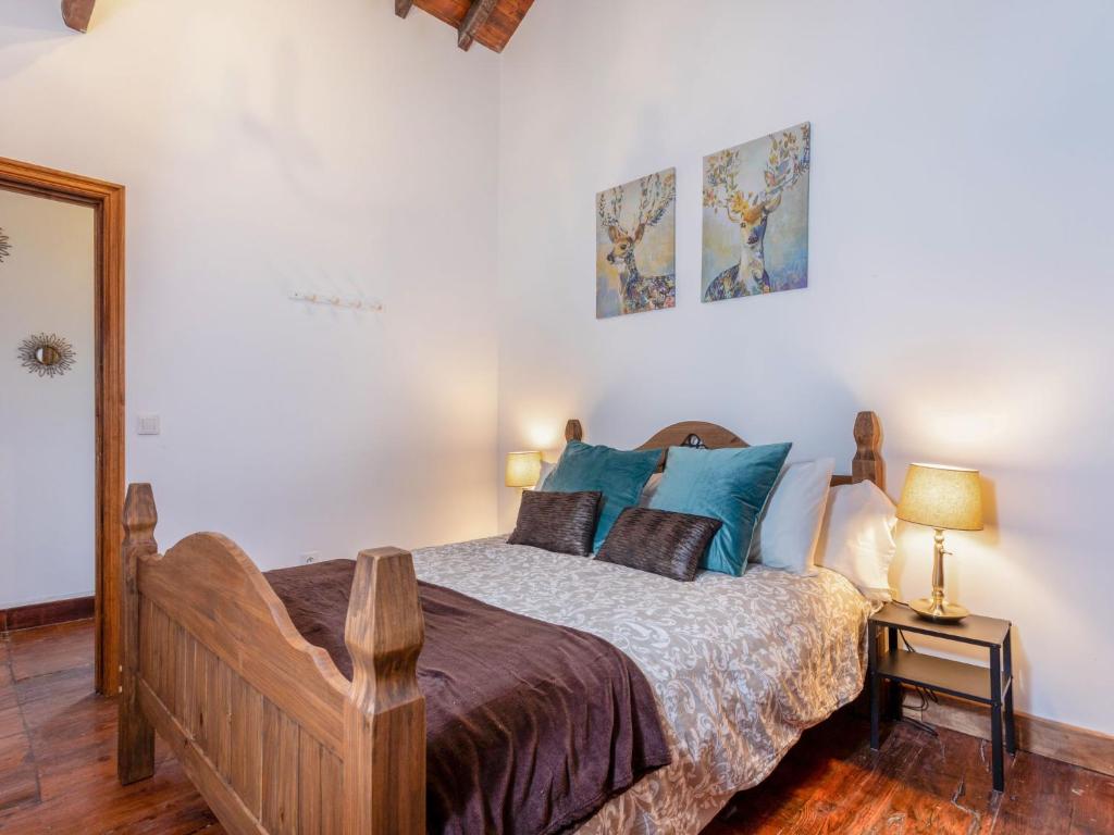 Postel nebo postele na pokoji v ubytování Chalet Villa Torrita by Interhome