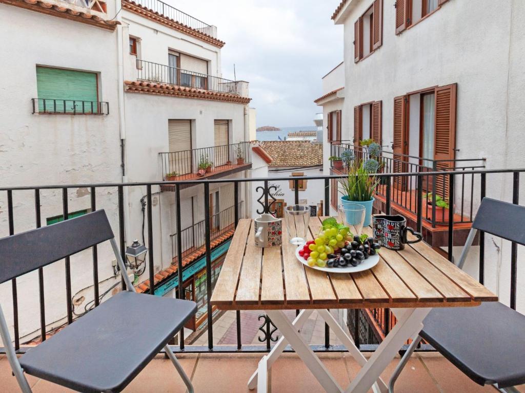 Balcony o terrace sa Holiday Home Cap de Tossa by Interhome