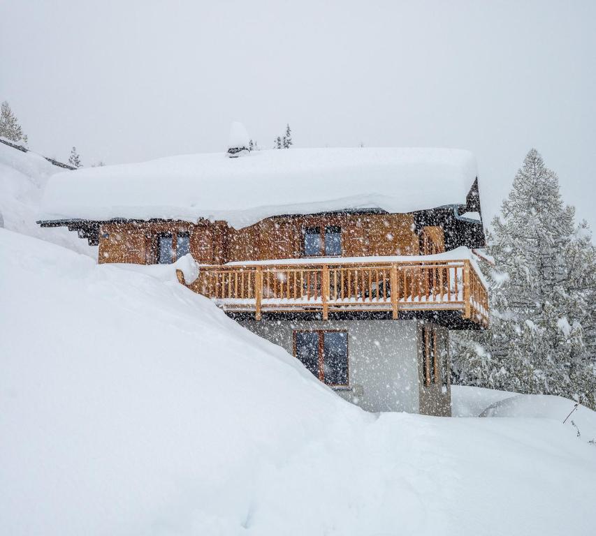 Labbrunnu OG in den Walliser Alpen v zimě