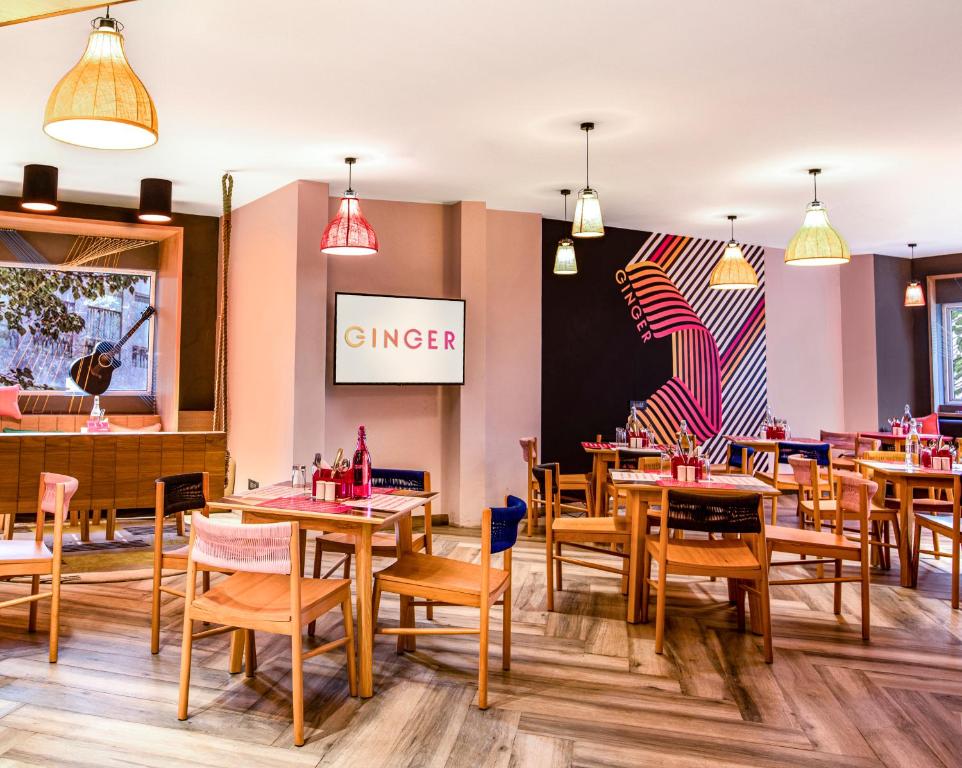 Restaurace v ubytování GINGER Noida City Center