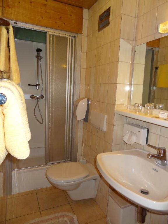 Koupelna v ubytování Hotel Peter