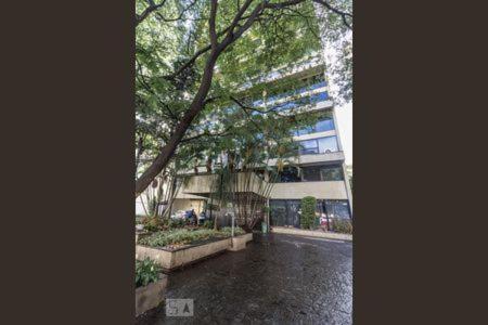  Loft reformado ao lado da Avenida Paulista