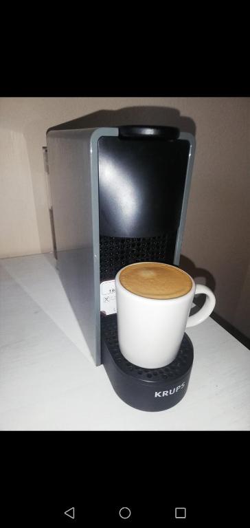 Coffee and tea making facilities at Senza apartman