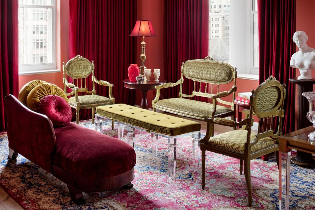Riggs Washington DC - 