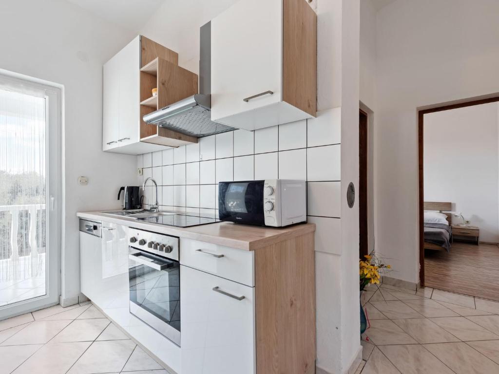 Fotografia z galérie ubytovania Modern Apartment in Vir with Balcony vo Viry