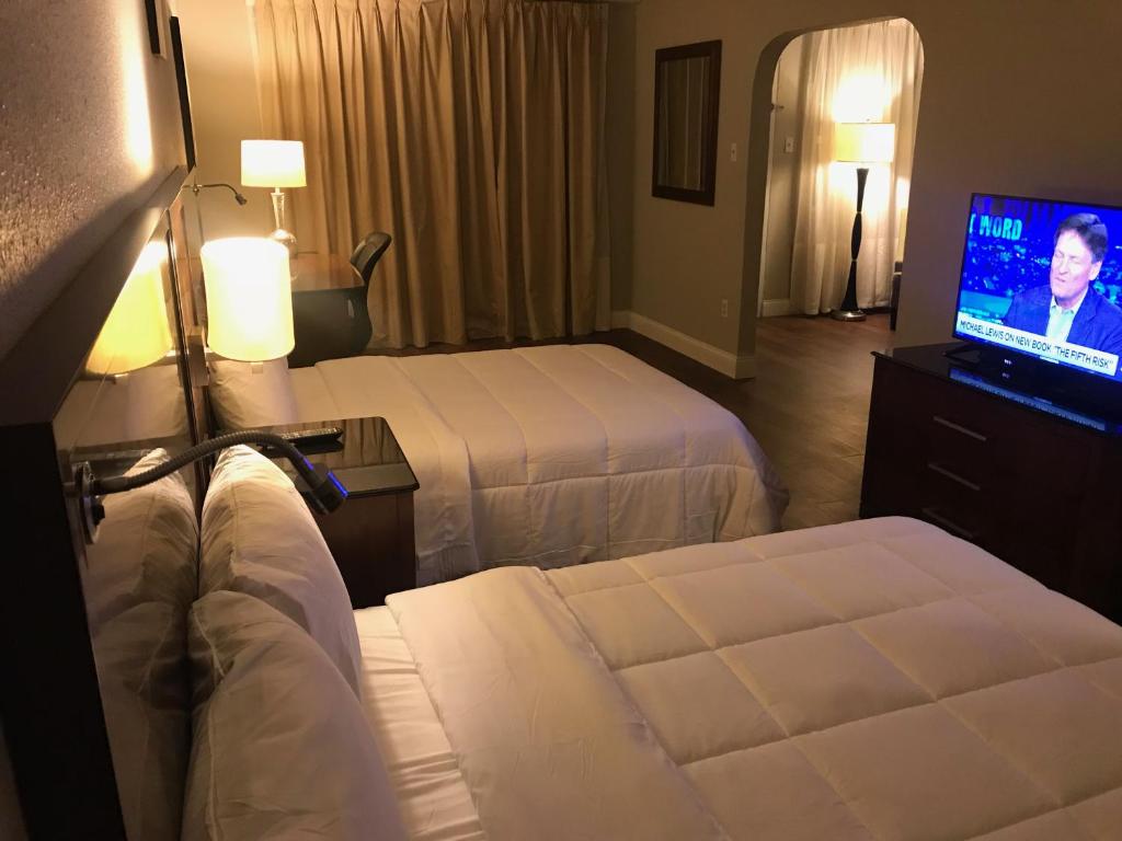 Stratus Suites Boutique Hotel - Deluxe Suite