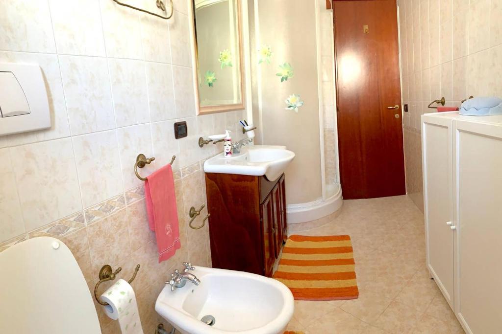 Koupelna v ubytování Graziosa Camera privata vista mare in centro