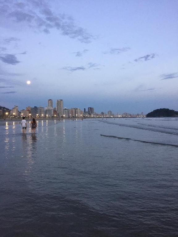  Apto temporada praia São Vicente