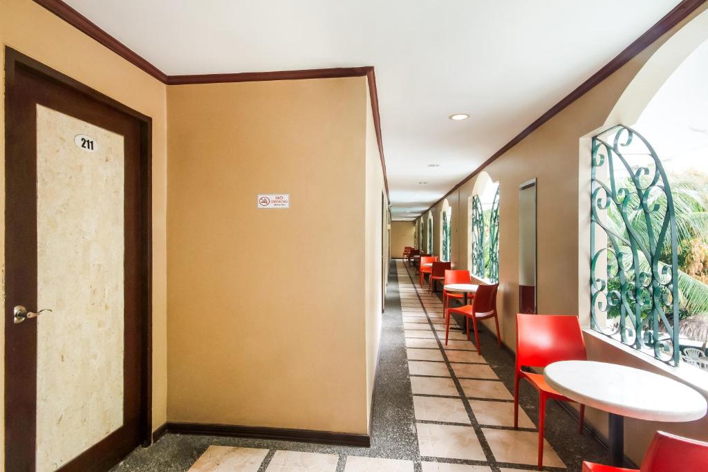 Posezení v ubytování Cebu Hilltop Hotel
