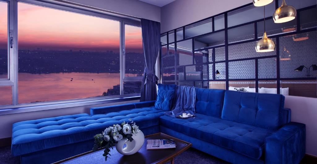 رزرو هتل، Marmara Pera