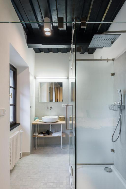 Fancy apartments by Prague Castle - 16