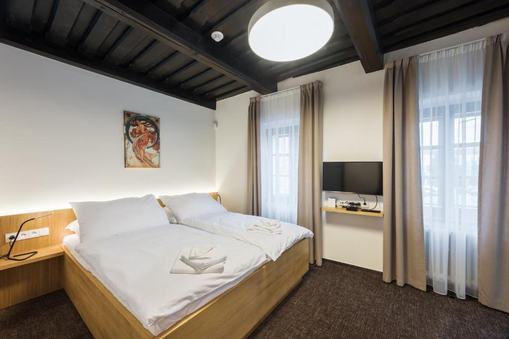 Fancy apartments by Prague Castle - 13