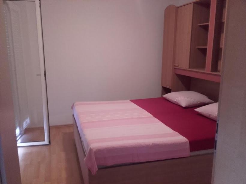 Apartments Angie - One-Bedroom Apartment With Balcony