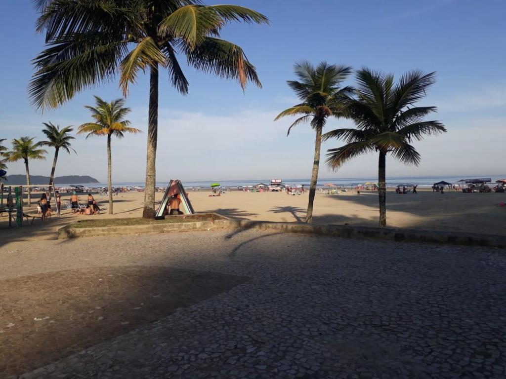  Apartamento Confortavel com Ar Condicionado Praia Grande