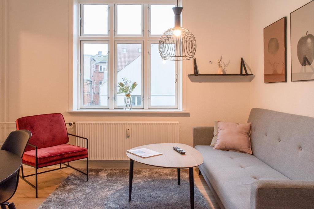 Bright and spacious apartment in downtown Århus - Housity