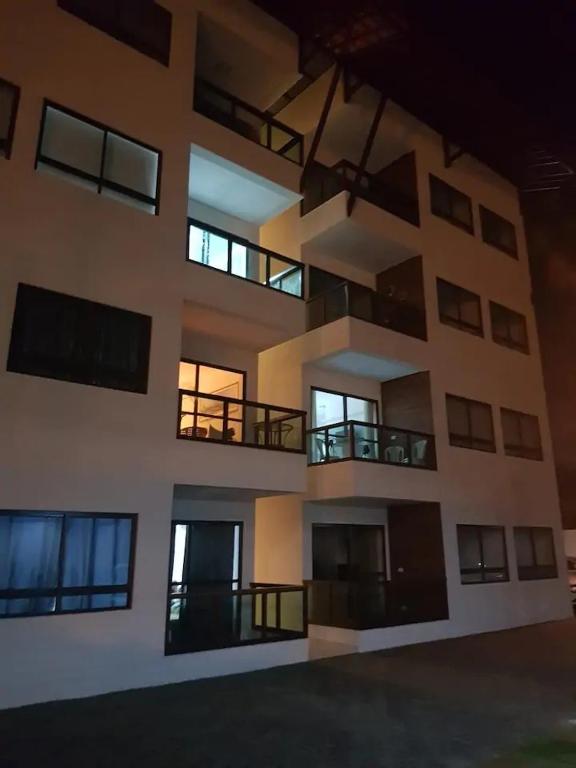  Apartamento de luxo em Porto de Galinhas 50mts dos corais