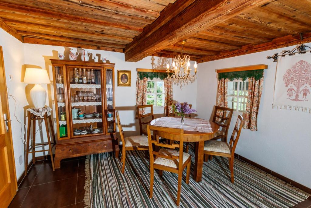 Fotografia z galérie ubytovania Ferienhaus Höllberg v destinácii Hörmsdorf